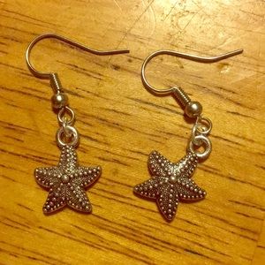 Starfish earrings 💕🐡🐬🐳